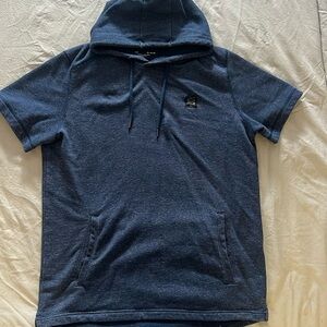 under amour short sleeve sweatshirt